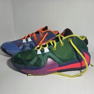 Nike Zoom Freak 1 GS What The Giannis Antetokounmpo CU1486-800 Size 7Y...